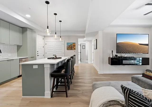 5th image of 2500 Longview St #116, Austin, TX 78705 | MLS# 8590904