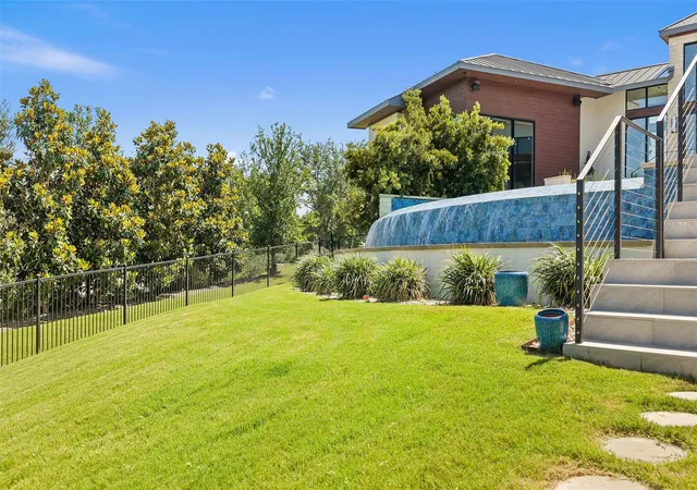 Homes for sale in Horseshoe Bay, TX | 612 Overlook Pkwy, Horseshoe Bay, TX 78657 | MLS# 8624278