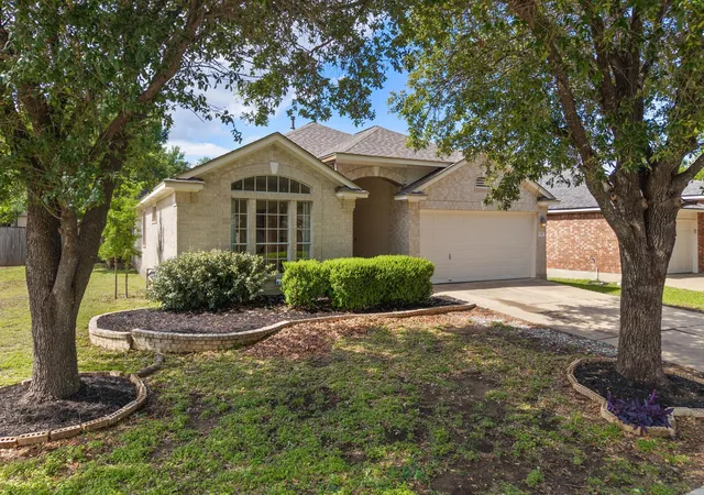 3rd image of 517 Paso Fino Trl, Cedar Park, TX 78613 | MLS# 1965613