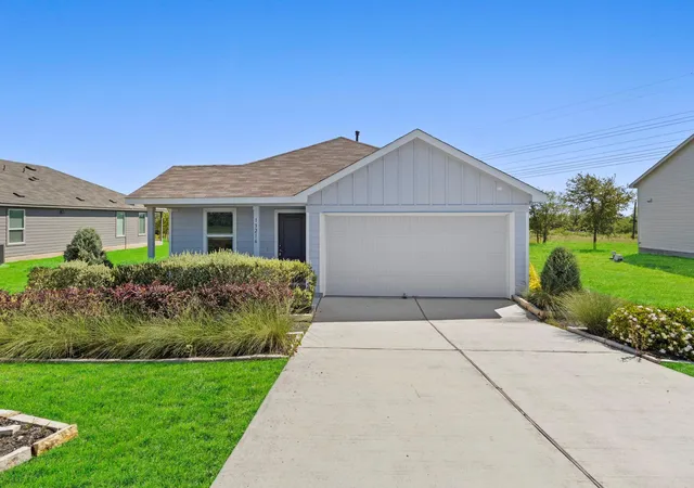 Single family home for sale at 13216 Eastland Dr, Buda, TX 78610 | MLS# 3429312