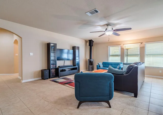 5th image of 101 Beargrass Dr, Kyle, TX 78640 | MLS# 7550129