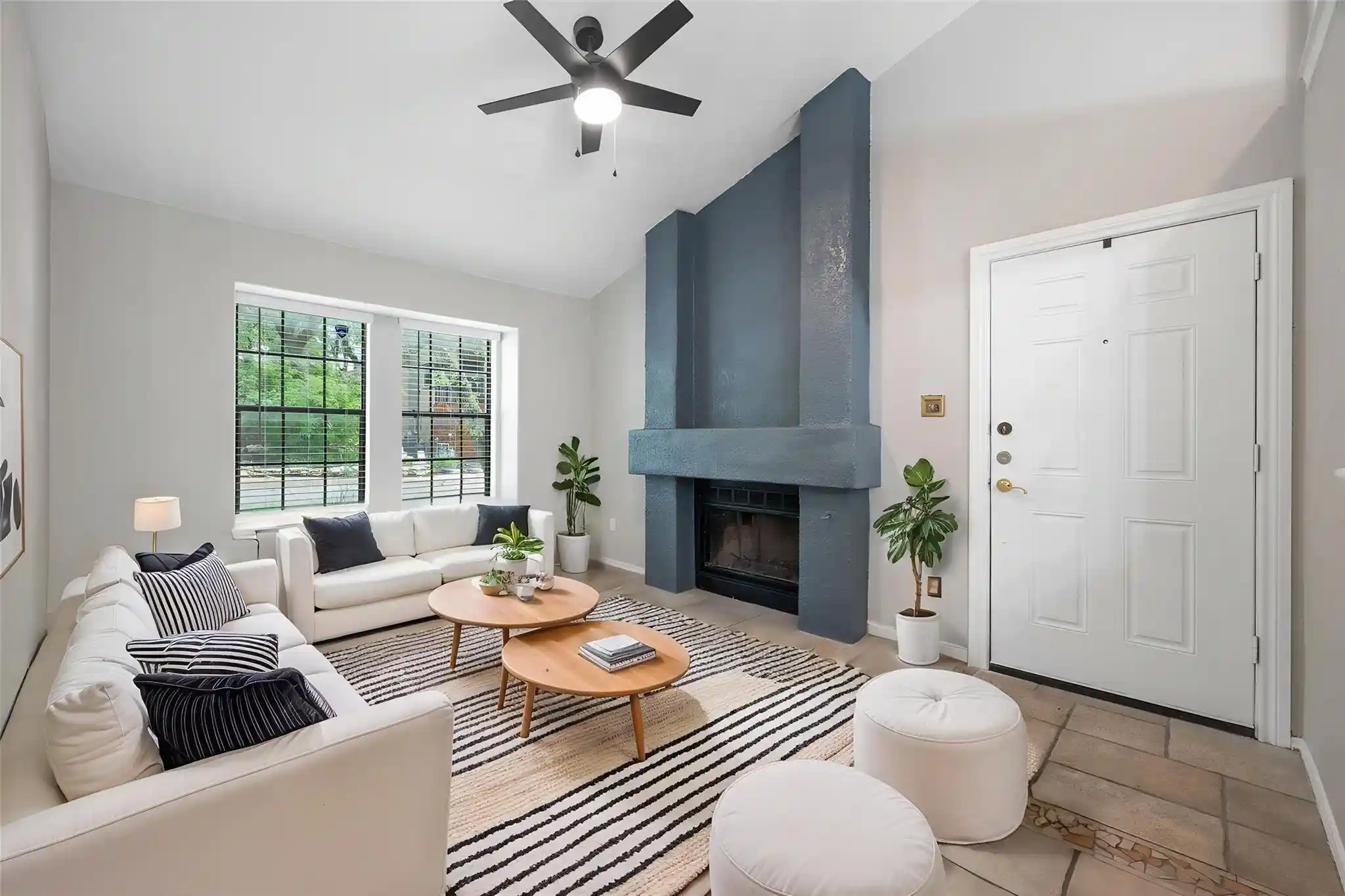 Listing Photo 1 - Condo for sale in 4303 Creek Ledge located at 4303 Creek Ledge, Austin, TX 78731 - Unit #B-1
