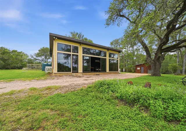 3rd image of 169 Ann Powell Rd, Smithville, TX 78957 | MLS# 6683765