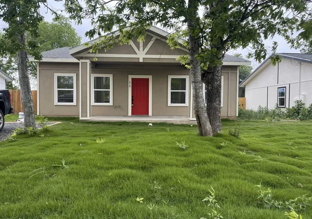 Photo 1 of Single family home for sale at 610 Pecan Valley Dr, San Antonio, TX 78220 | MLS# 3209724 | Listing updated on 2026-10-12