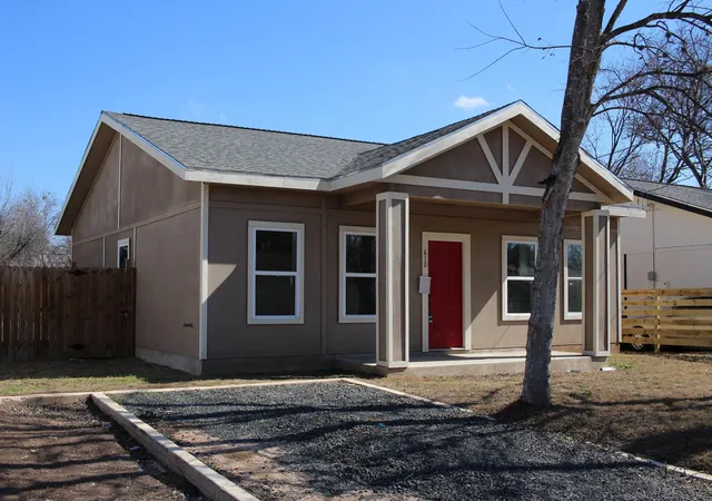 Photo 3 of Single family home for sale at 610 Pecan Valley Dr, San Antonio, TX 78220 | MLS# 3209724 | Listing updated on 2026-10-12