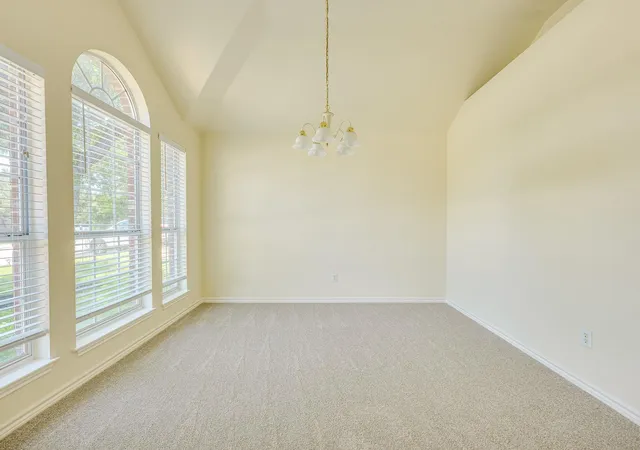 Photo 4 of Single family home for sale at 111 Arrowhead Ln, Georgetown, TX 78628 | MLS# 8217350 | Listing updated on 2026-08-19