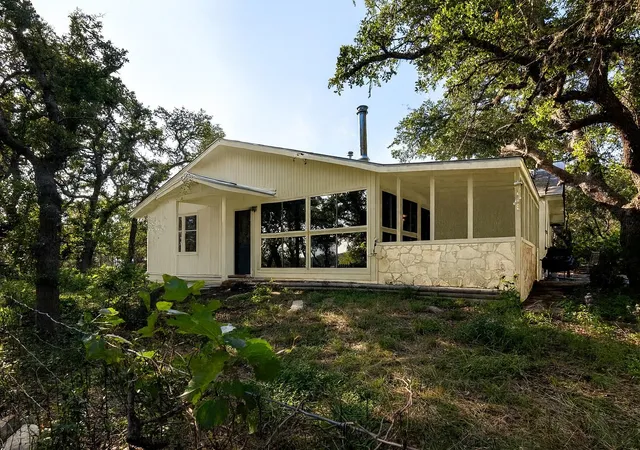 Photo 3 of Single family home for sale at 435 Spangenberg Rd, Blanco, TX 78623 | MLS# 8161199 | Listing updated on 2026-08-21
