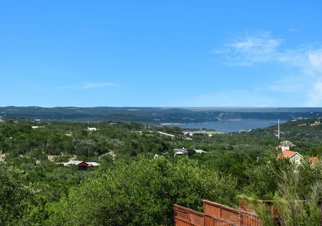 Homes for sale in Spicewood, TX | 20409 Cordill Ln, Spicewood, TX 78669 | MLS# 5335538