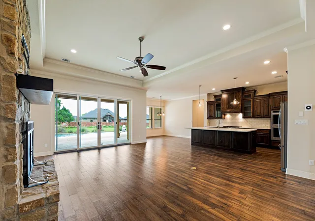 Photo 1 of Single family home for sale at 135 Gabriel Vis E, Georgetown, TX 78633 | MLS# 5651594 | Listing updated on 2026-10-10