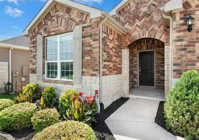 Homes for sale in Georgetown, TX | 300 Hanging Star Ln, Georgetown, TX 78633 | MLS# 9580892