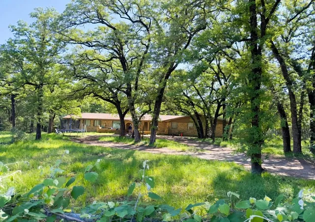 1st image of 9262 N Hwy 77, Lexington, TX 78947 | MLS# 4738044