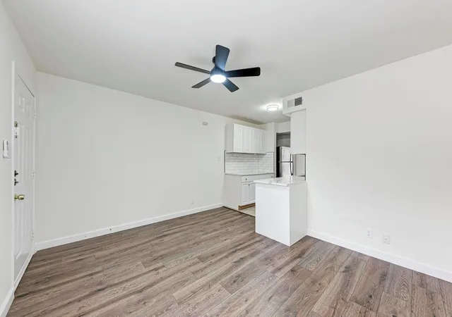 5th image of 1010 W 23 St #11, Austin, TX 78705 | MLS# 4800391