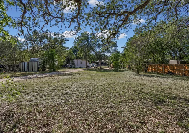 Photo 4 of Land for sale at 8802 Leo St, Austin, TX 78745 | MLS# 3552961 | Listing updated on 2026-08-25