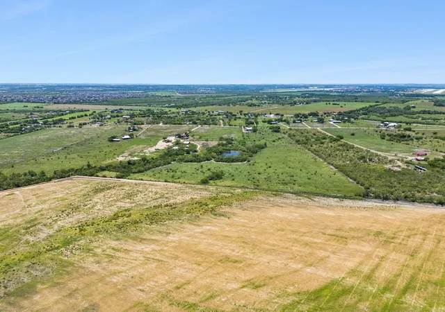 Photo 4 of House for sale at 6580 Pfeil Rd, Schertz, TX 78154 | MLS# 5466977 | Listing updated on 2026-09-19