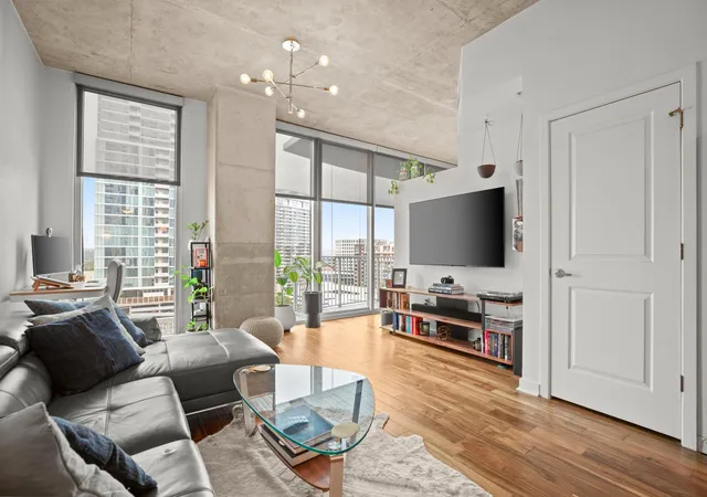 Photo 3 of Condo for sale at 360 Nueces St #1306, Austin, TX 78701 | MLS# 6432060 | Listing updated on 2026-10-03