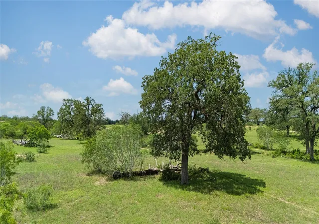 31st image of 2612 Roosevelt Dr, Luling, TX 78648 | MLS# 4924219