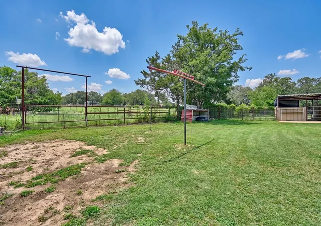 Homes for sale in Paige, TX | 4057 W Hwy 21, Paige, TX 78659 | MLS# 3177424