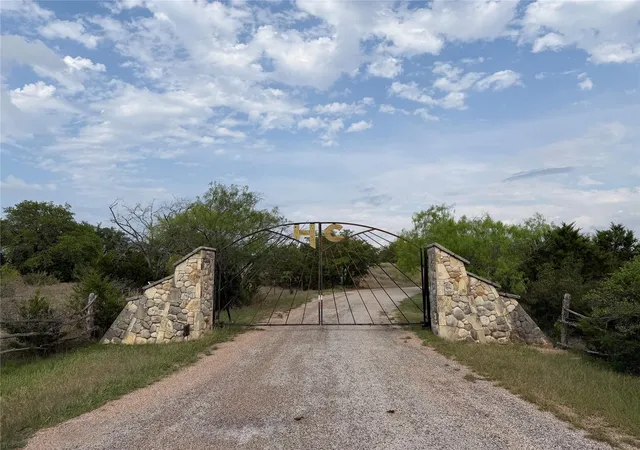 2nd image of 8219 Hammetts Crossing Xing, Round Mountain, TX 78663 | MLS# 9366840