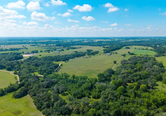 3rd image of 5018 Wolters Rd, Schulenburg, TX 78956 | MLS# 6681620