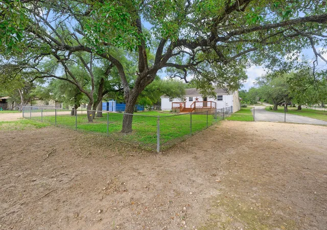 40th image of 2110 Spring Valley Dr, Dripping Springs, TX 78620 | MLS# 4102226