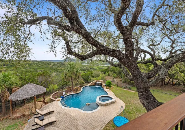 2nd image of 8211 Moon Rise Trl, Jonestown, TX 78645 | MLS# 9522177