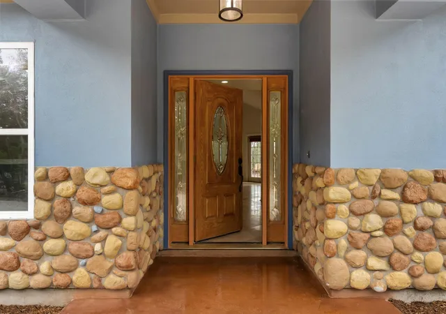 Photo 4 of Single family home for sale at 200 Vista W Ranch Rd, Dripping Springs, TX 78620 | MLS# 9182352 | Listing updated on 2026-06-11