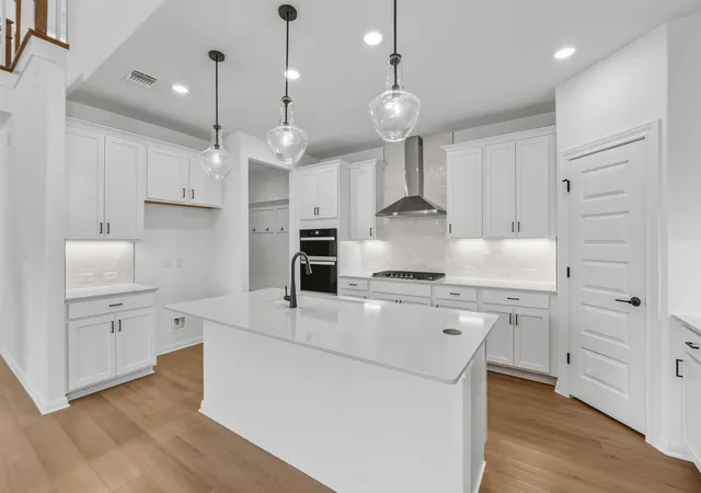 Photo 4 of Single family home for sale at 2913 Zuni Path, Leander, TX 78641 | MLS# 9235564 | Listing updated on 2026-09-27