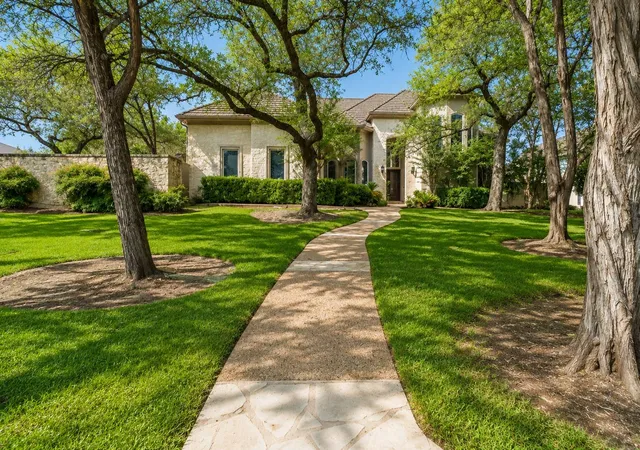 1st image of 8616 Mendocino Dr, Austin, TX 78735 | MLS# 5028296