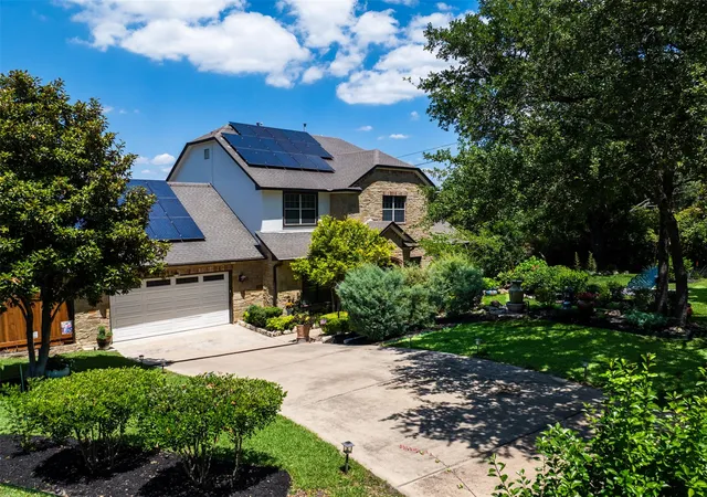 Photo 3 of Single family home for sale at 13306 Montview Dr, Austin, TX 78732 | MLS# 1528596 | Listing updated on 2026-08-25