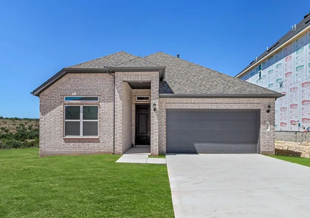 Photo 1 of Single family home for sale at 6916 Cliff Rose Dr, Spicewood, TX 78669 | MLS# 9780405 | Listing updated on 2026-08-20