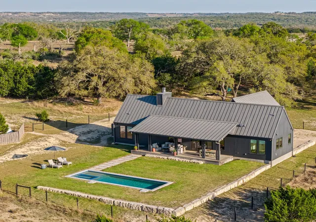 Homes for sale in Stonewall, TX | 1327 Schumann Rd, Stonewall, TX 78671 | MLS# 2836289