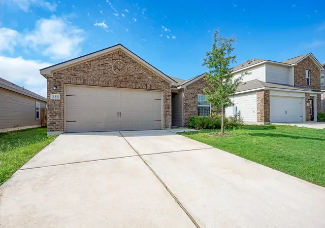 2nd image of 132 Maywood Ln, Jarrell, TX 76537 | MLS# 2280006