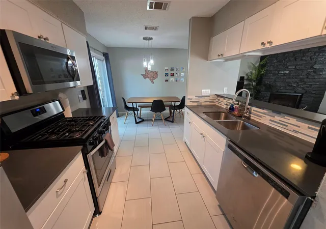 5th image of 11815 Lochridge Dr #B, Austin, TX 78758 | MLS# 2920335