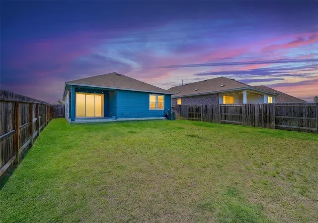 2nd image of 104 Ladolia Ln, San Marcos, TX 78666 | MLS# 3884564