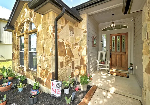 Photo 3 of Single family home for sale at 105 Lidell St, Hutto, TX 78634 | MLS# 7015474 | Listing updated on 2026-10-11