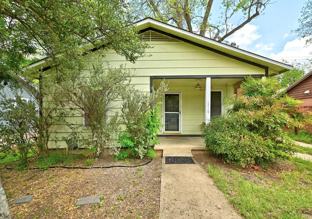 Photo 1 of Land for sale at 1710 Holly St, Austin, TX 78702 | MLS# 4707858 | Listing updated on 2026-09-05