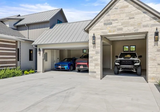 Photo 2 of Single family home for sale at 244 Zonetail Cv, Austin, TX 78737 | MLS# 6745268 | Listing updated on 2026-10-22