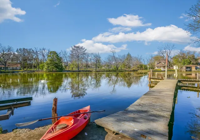 2nd image of 1810 Rockcliff Rd, Austin, TX 78746 | MLS# 1118880