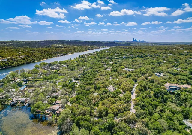 10th image of 1810 Rockcliff Rd, Austin, TX 78746 | MLS# 1118880