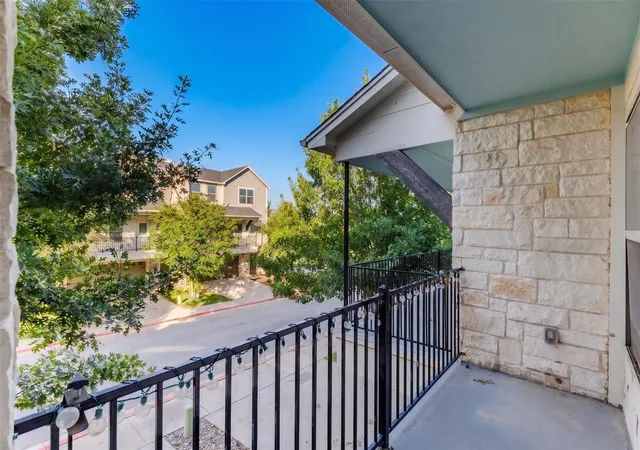 Homes for sale in Georgetown, TX | 208 Birch Oak Ln, Georgetown, TX 78628 | MLS# 3741296