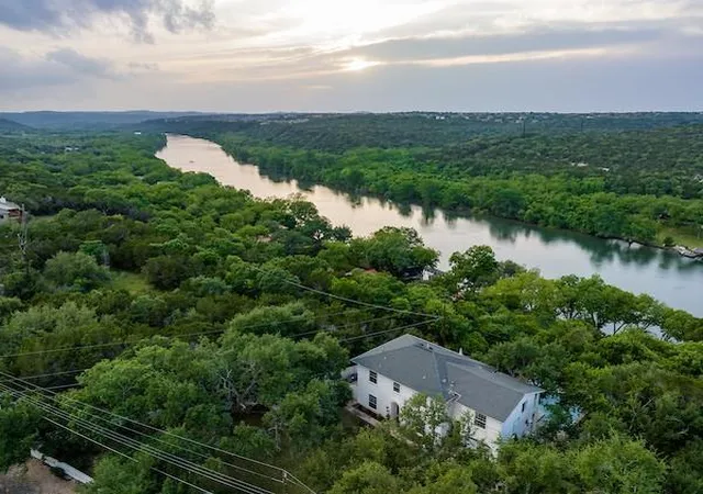 Photo 1 of Single family home for sale at 1604 Cliffwood Dr, Austin, TX 78733 | MLS# 6838640 | Listing updated on 2026-08-24