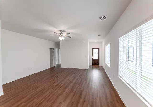 Photo 3 of Single family home for sale at 380 Kenai Dr, Kyle, TX 78640 | MLS# 8336088 | Listing updated on 2026-09-23
