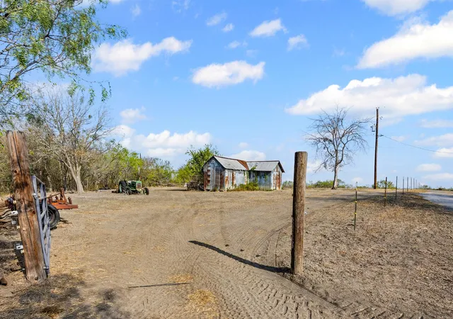 Photo 1 of House for sale at 13800 Hokanson Rd, Del Valle, TX 78617 | MLS# 6778007 | Listing updated on 2026-07-31