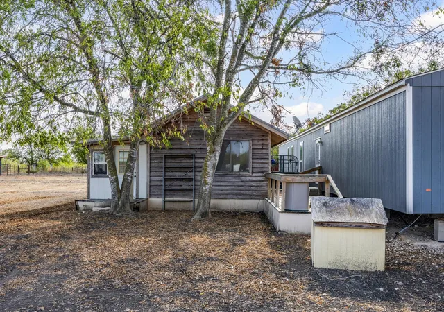 Photo 4 of House for sale at 13800 Hokanson Rd, Del Valle, TX 78617 | MLS# 6778007 | Listing updated on 2026-07-31