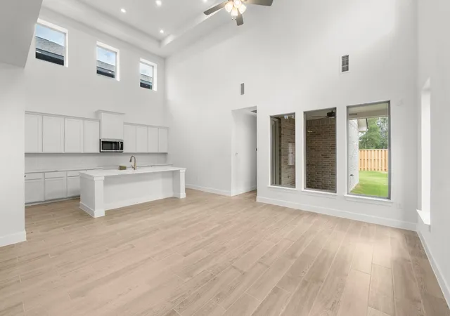 Photo 3 of Single family home for sale at 613 Buckaroo Dr, Georgetown, TX 78633 | MLS# 8022424 | Listing updated on 2026-10-25