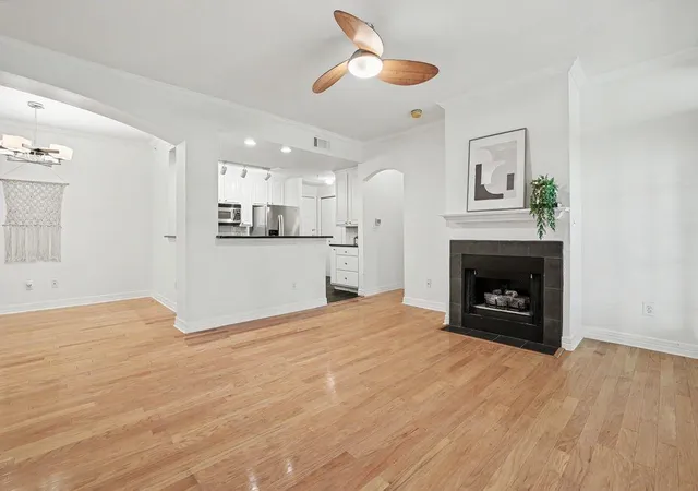Photo 3 of Condo for sale at 9525 N Capital Of Tx Hwy #636, Austin, TX 78759 | MLS# 4915698 | Listing updated on 2026-09-24