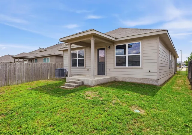 40th image of 201 Yoakum St, Leander, TX 78641 | MLS# 9331904