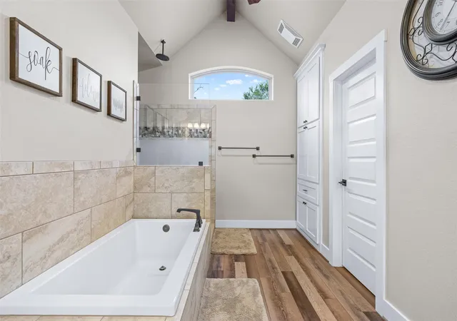 Photo 3 of Single family home for sale at 1306 22 Hills Rd, Gause, TX 77857 | MLS# 5745719 | Listing updated on 2026-09-02