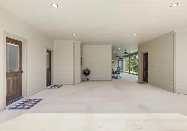 Photo 4 of Single family home for sale at 1306 22 Hills Rd, Gause, TX 77857 | MLS# 5745719 | Listing updated on 2026-09-02