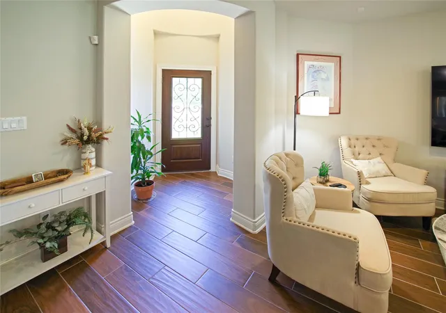 Listing Photo 4 - Condo for sale in building located at 132 Mexican Olive Dr, Georgetown, TX 78628 - Unit #G